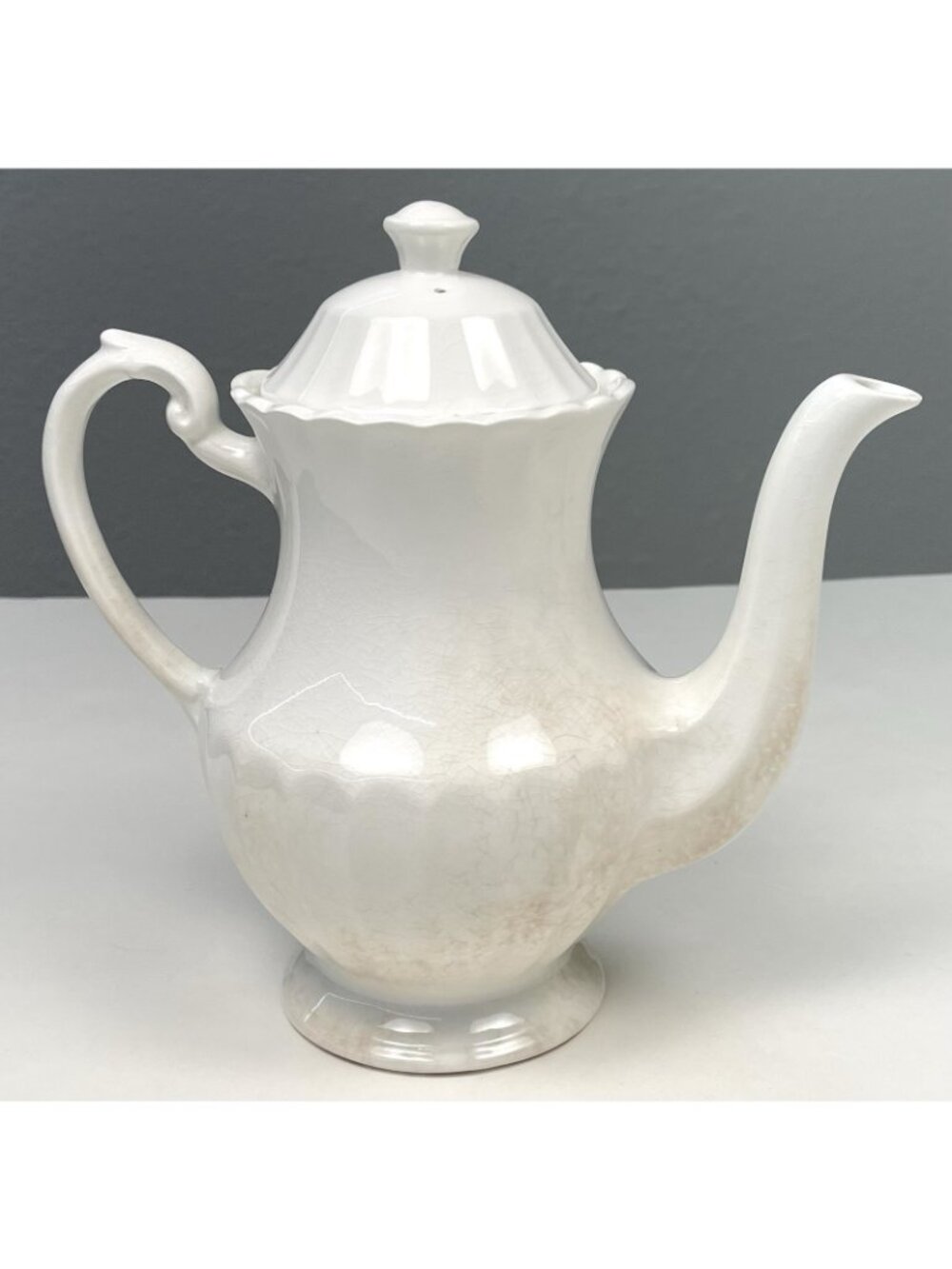 J&G Meakin England Coffee Serving Tea Teapot Classic White 9” Tall Crazing READ - Picture 2 of 10